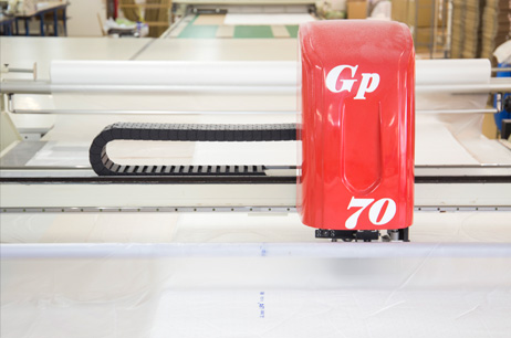 裁断の作業風景画像